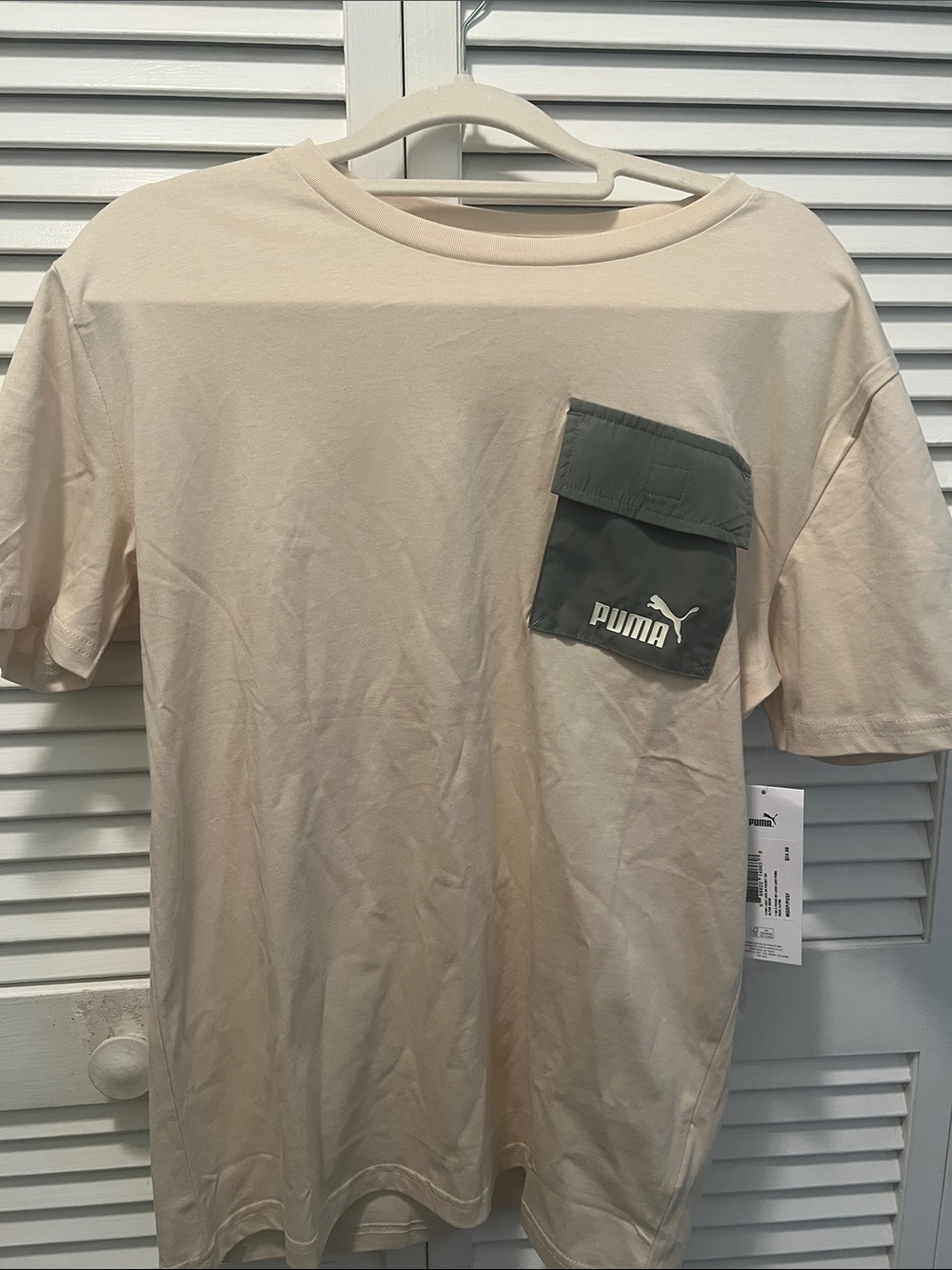 #2400* Puma Unisex’s Cream Short-Sleeve Tee with Olive Pocket